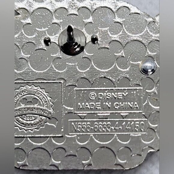 Disney Parks 2015 Disney World Collector's Pin Tinkerbell at Cinderella's Castle - Picture 5 of 5